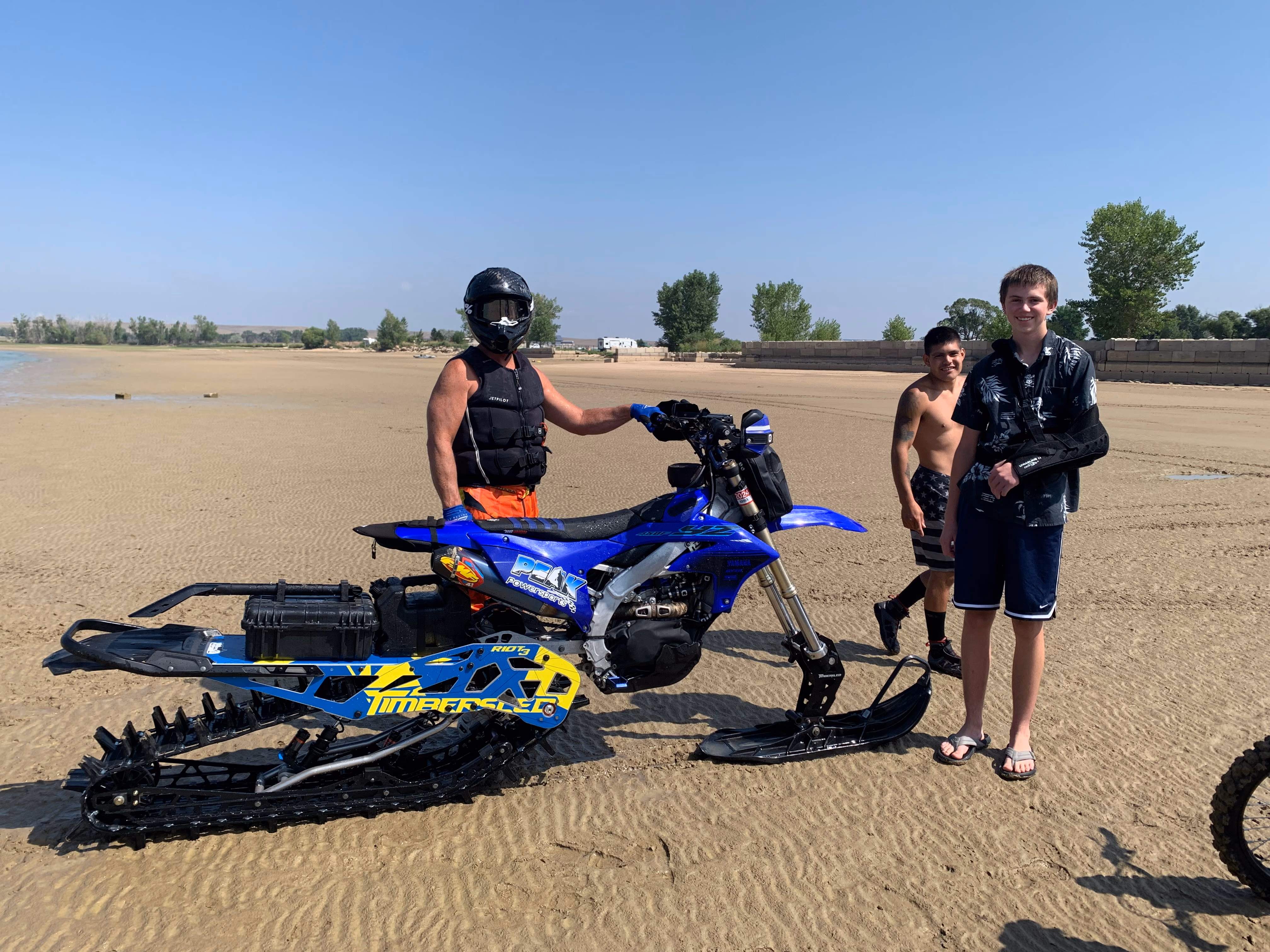 Gallery image 2 in water 2024-07-04